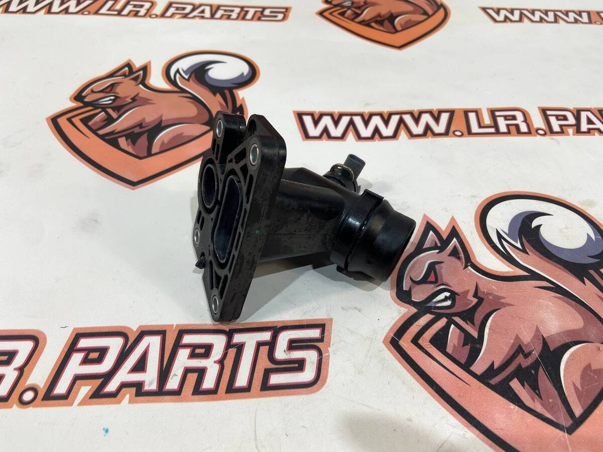 LR125387 Thermostat hose Range Rover Evoque New L551 (2019-) used